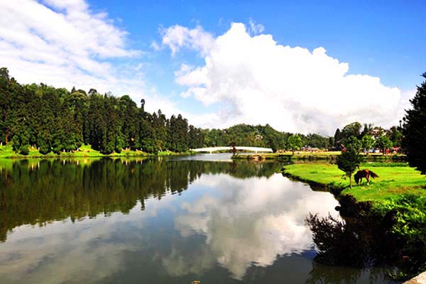 mirik lake